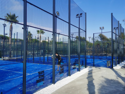 Construcción de 3 pistas de padel en Gava