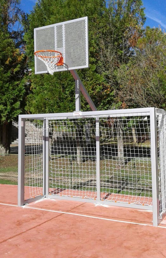 Porteria de fútbol sala con canasta de minibasket